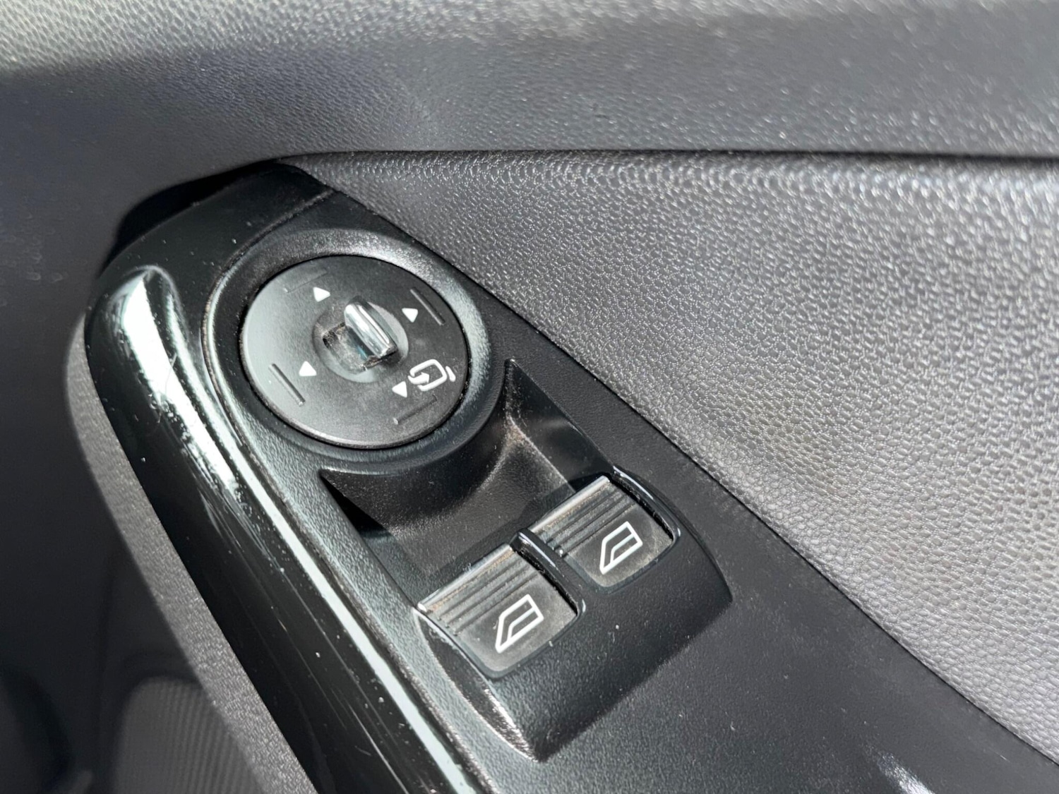 Used Ford Fiesta 2013 for sale - 77266715: Photo 26