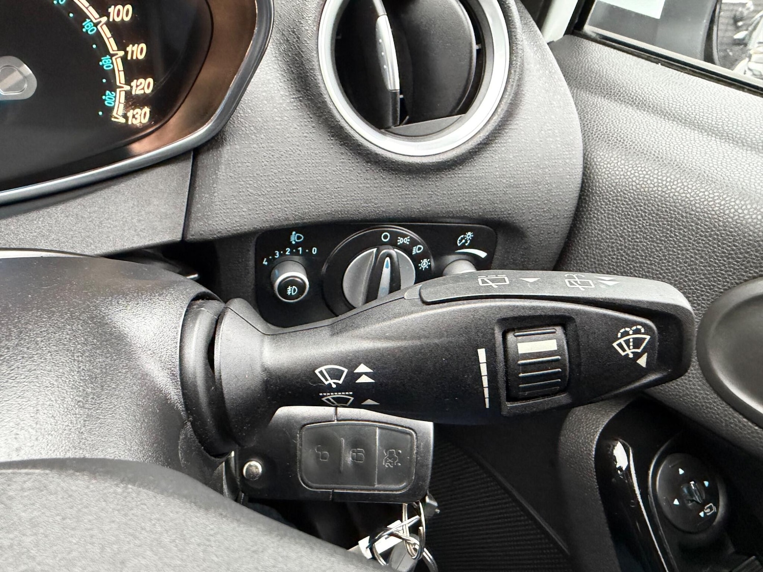 Used Ford Fiesta 2013 for sale - 77266715: Photo 27