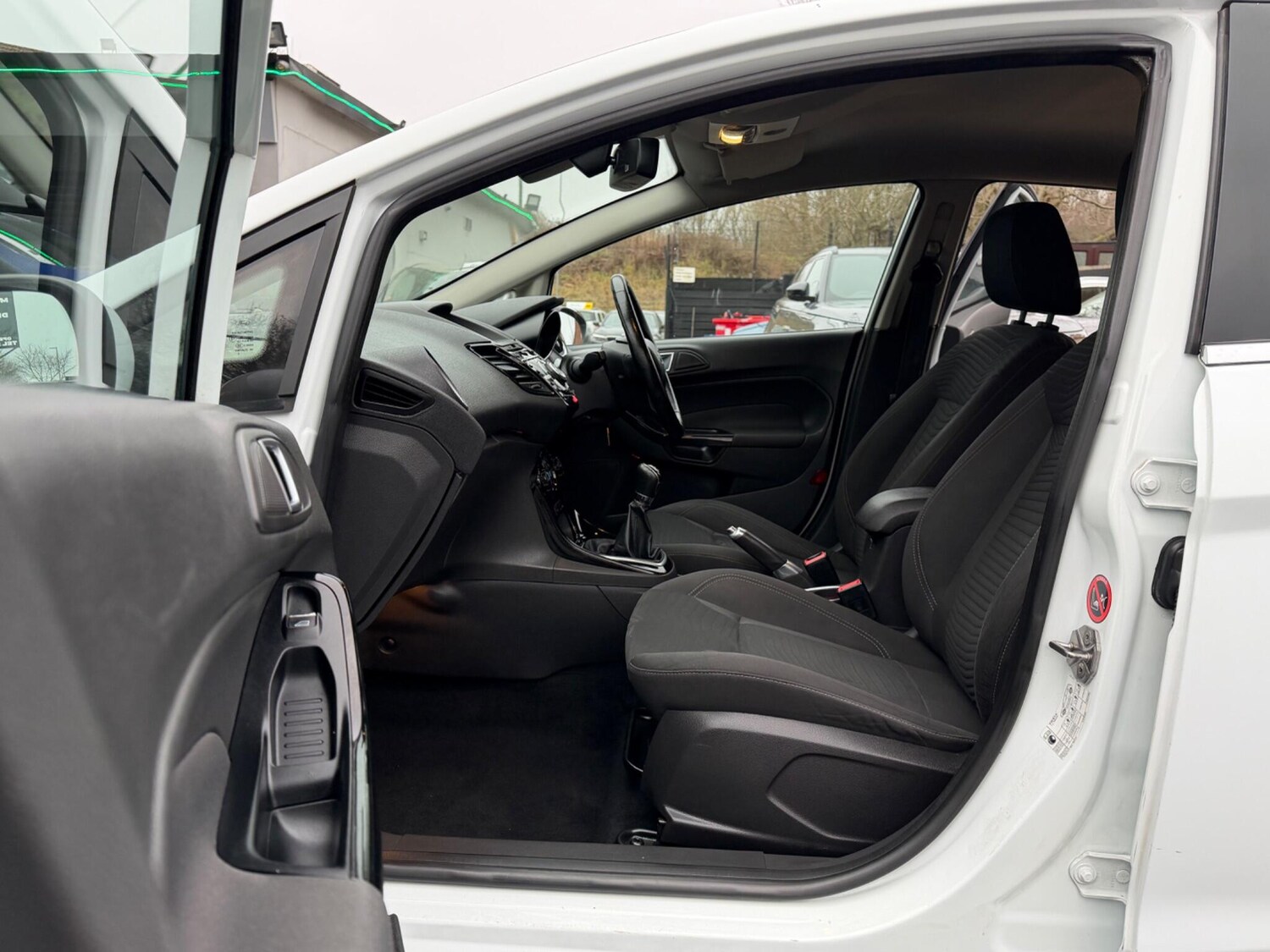 Used Ford Fiesta 2013 for sale - 77266715: Photo 44