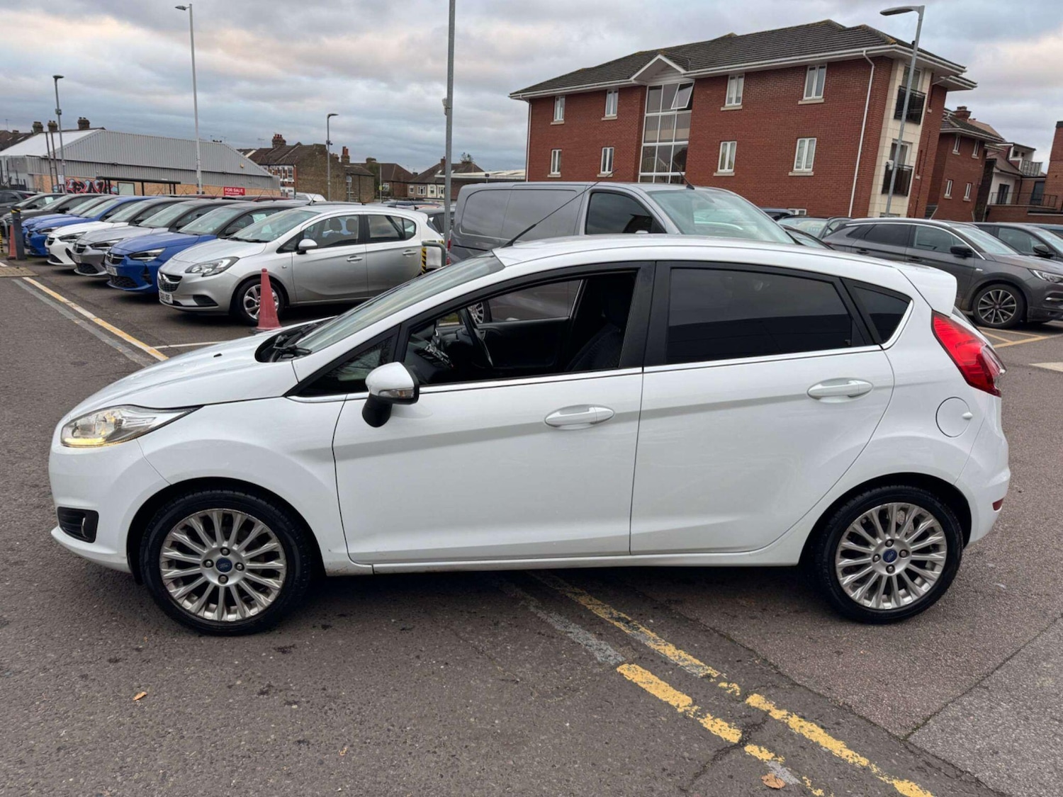 Used Ford Fiesta for sale - 77266715: Photo 6