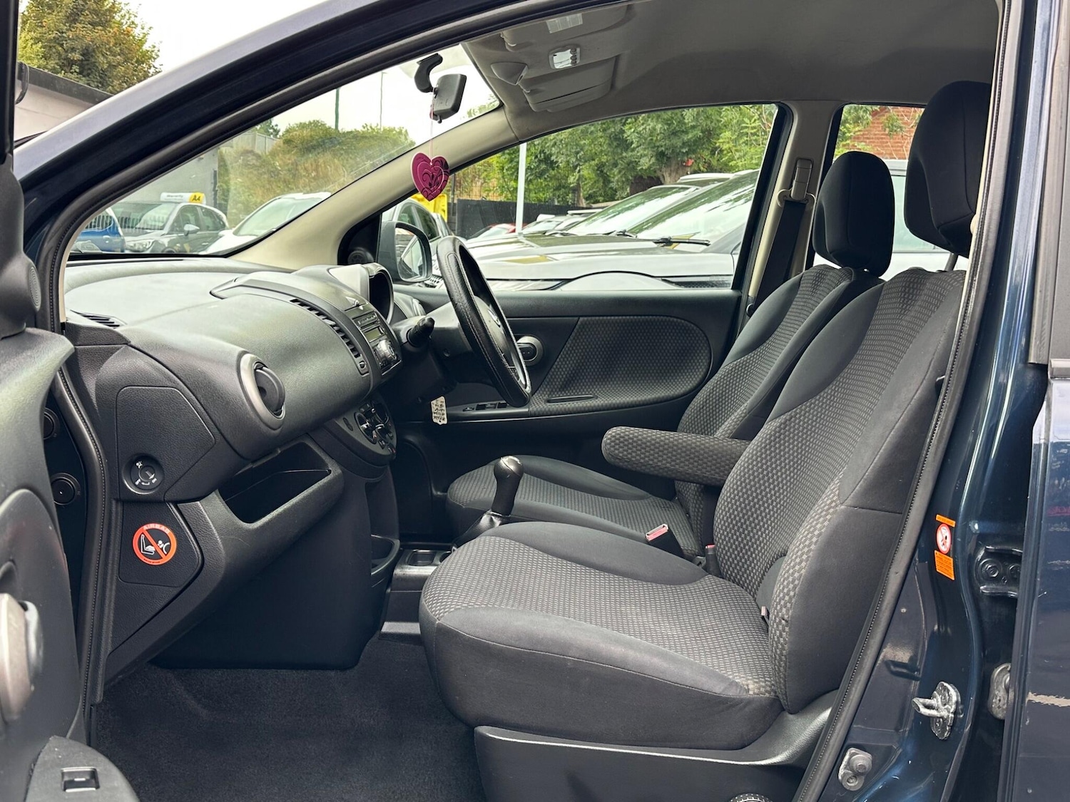 Vehicle 29