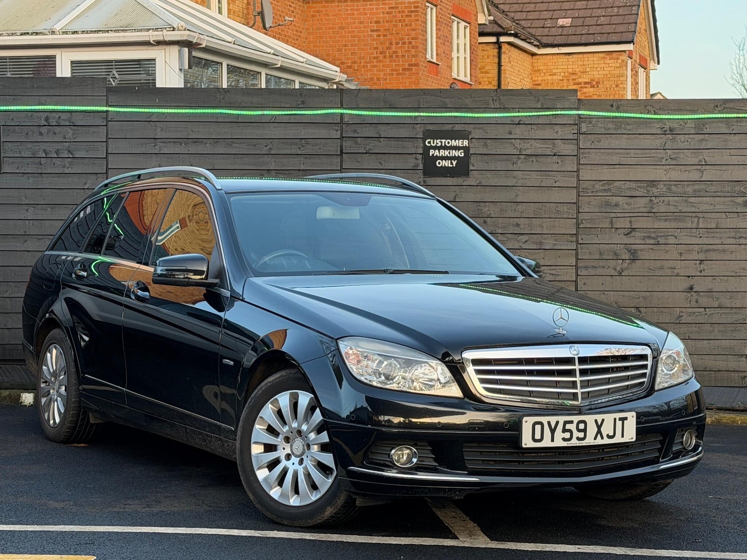 Used Mercedes-Benz C Class 2009 for sale - 76572573: Photo 11