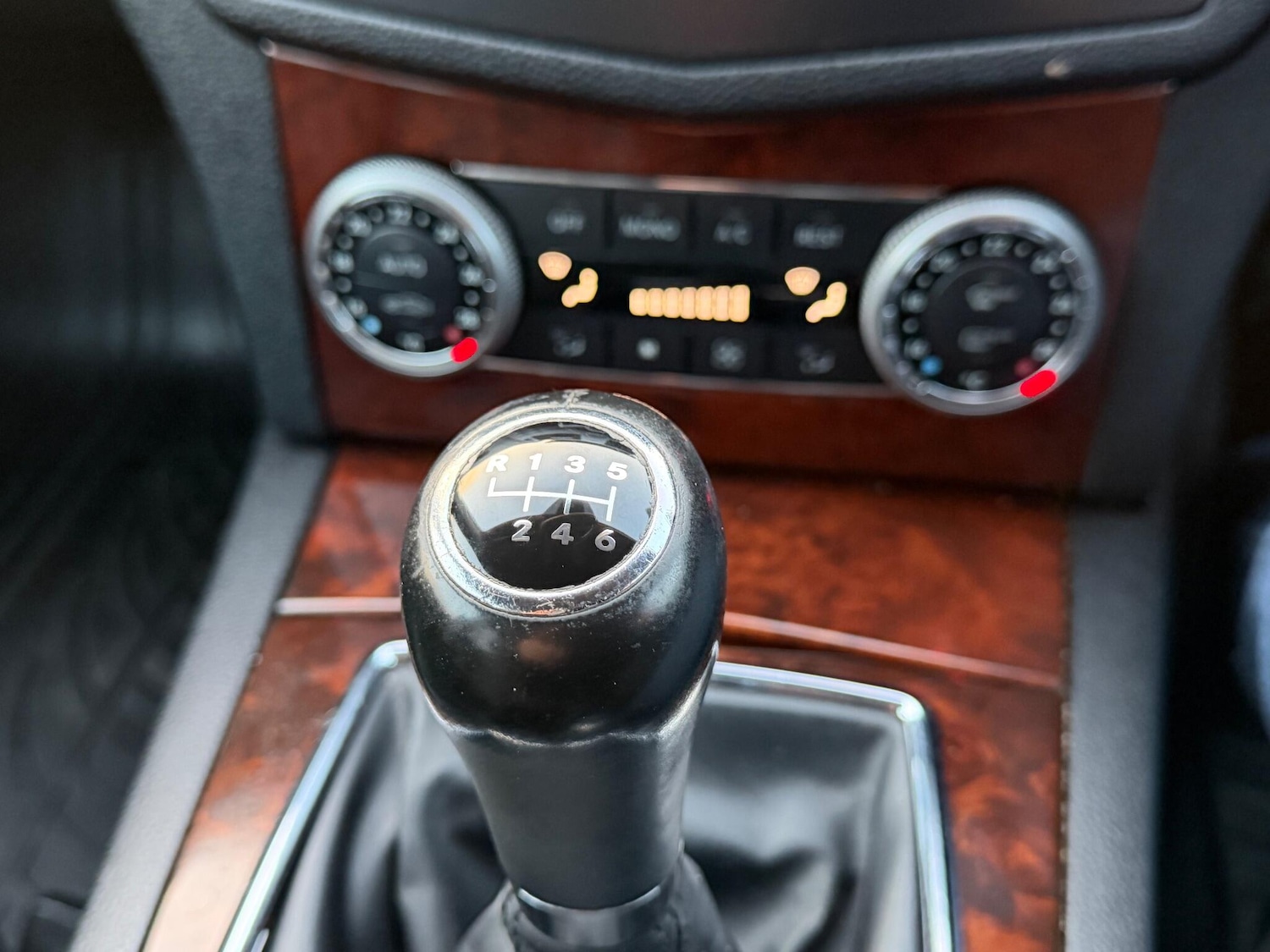 Used Mercedes-Benz C Class 2009 for sale - 76572573: Photo 19