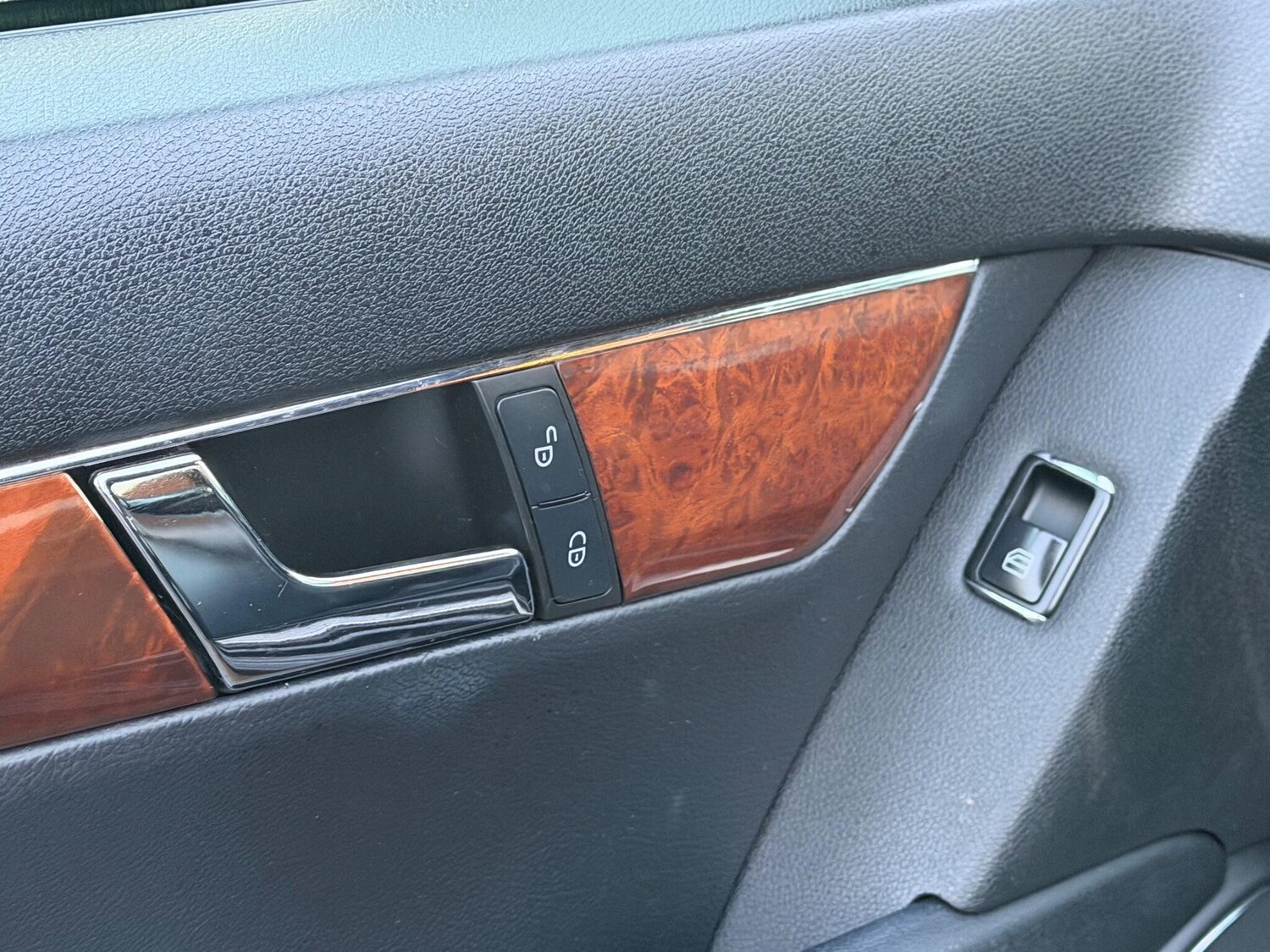 Used Mercedes-Benz C Class 2009 for sale - 76572573: Photo 47