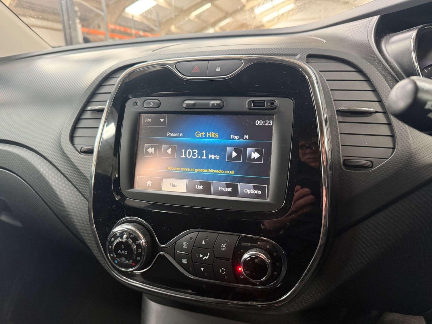 Used Renault Captur 2015 for sale - 78057755: Photo 14