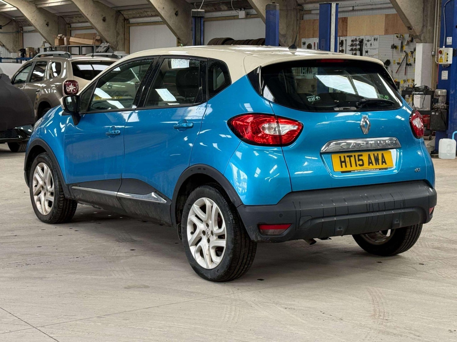 Used Renault Captur 2015 for sale - 78057755: Photo 3