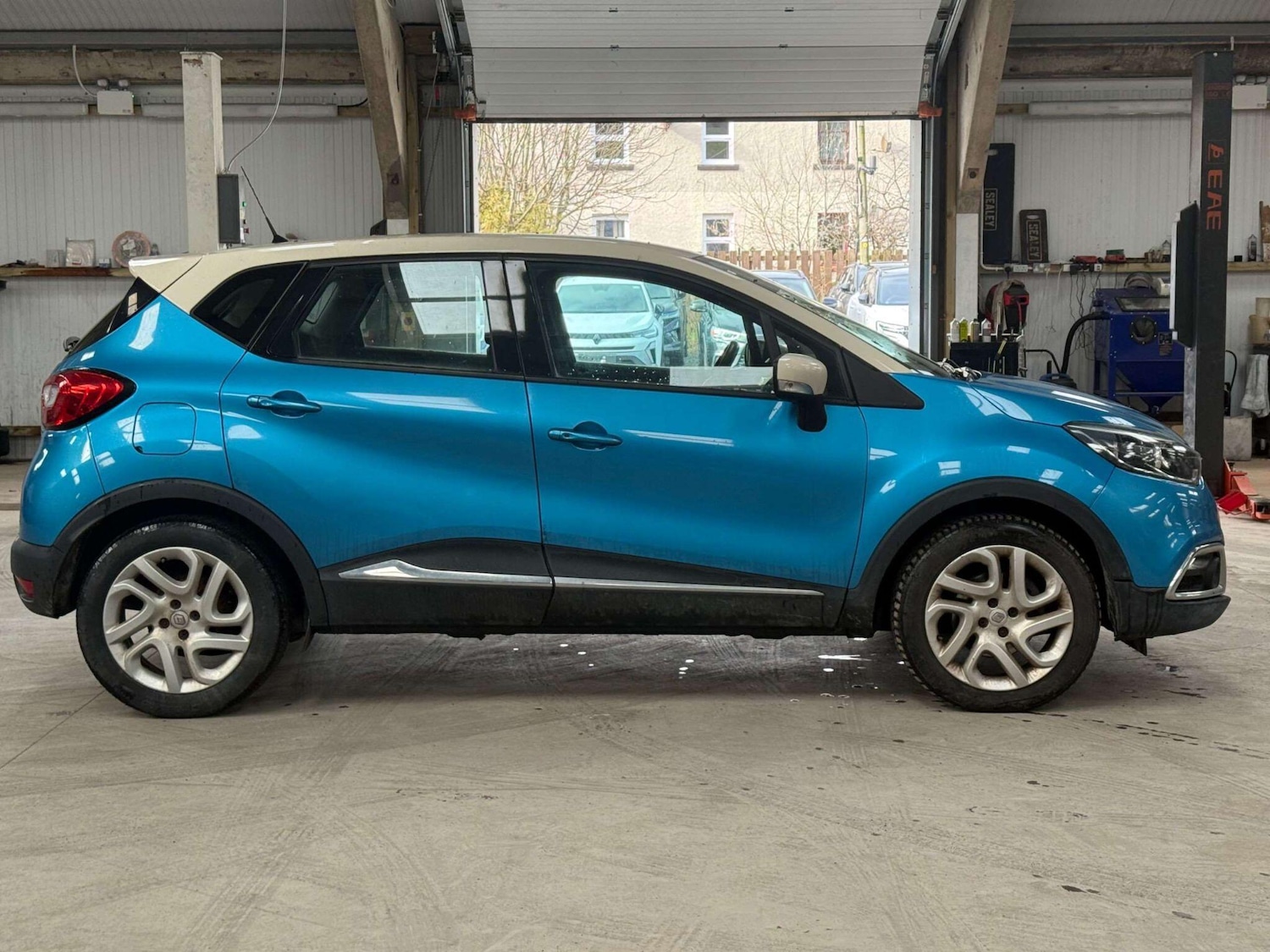 Used Renault Captur 2015 for sale - 78057755: Photo 6