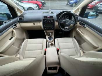 Used Volkswagen Touran 2011 for sale - 75378383: Photo