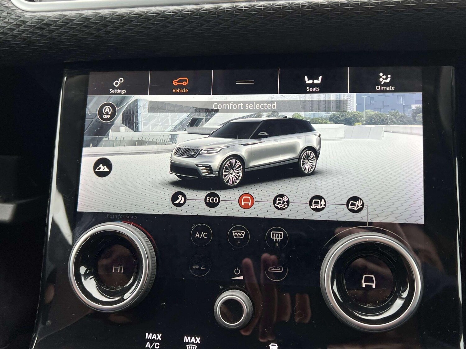 Used Land Rover Range Rover Velar for sale - 77883016: Photo 20