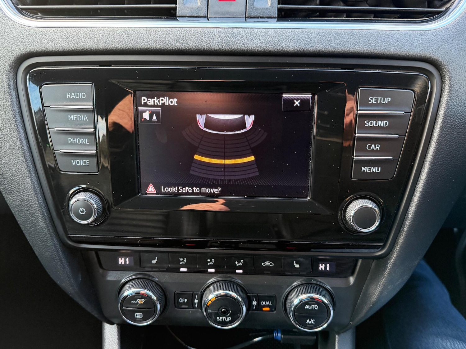 Used Skoda Octavia 2014 for sale - 77305216: Photo 76