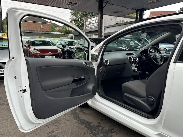Used Vauxhall Corsa 2010 for sale - 76109806: Photo 18