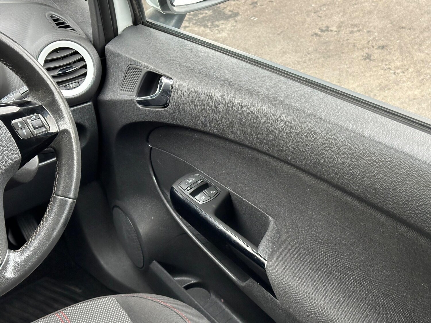 Used Vauxhall Corsa 2010 for sale - 76109806: Photo 51