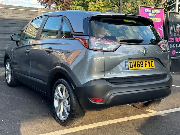 Used Vauxhall Crossland X 2018 for sale - 75687829: Photo 2