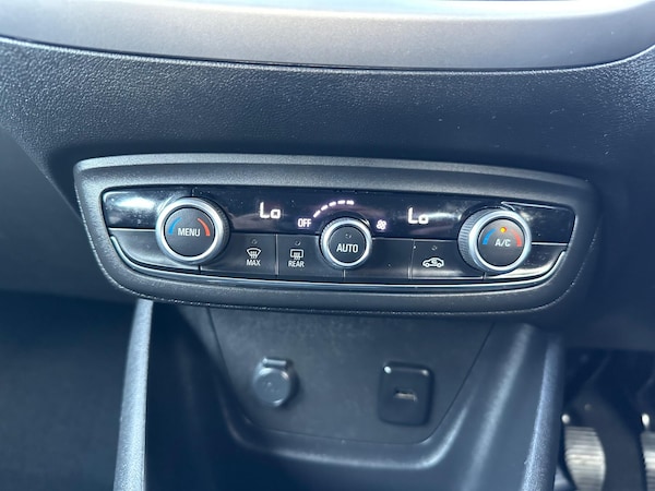 Used Vauxhall Crossland X 2018 for sale - 75687829: Photo 54