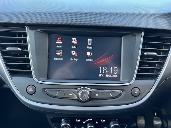 Used Vauxhall Crossland X 2018 for sale - 75687829: Photo 55