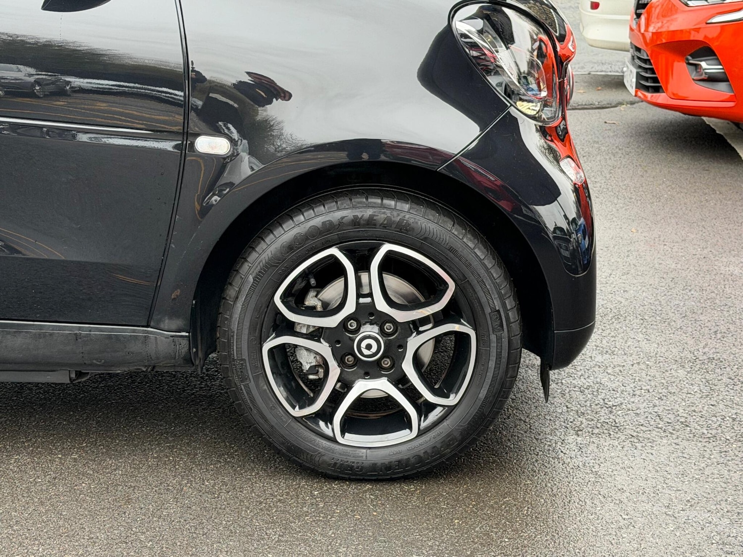 Used smart fortwo 2018 for sale - 76714148: Photo 76