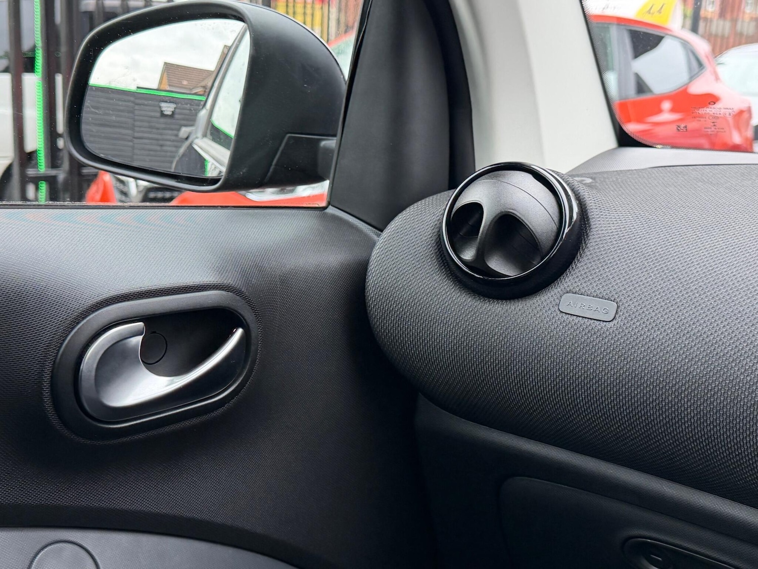 Used smart fortwo 2018 for sale - 76714148: Photo 86