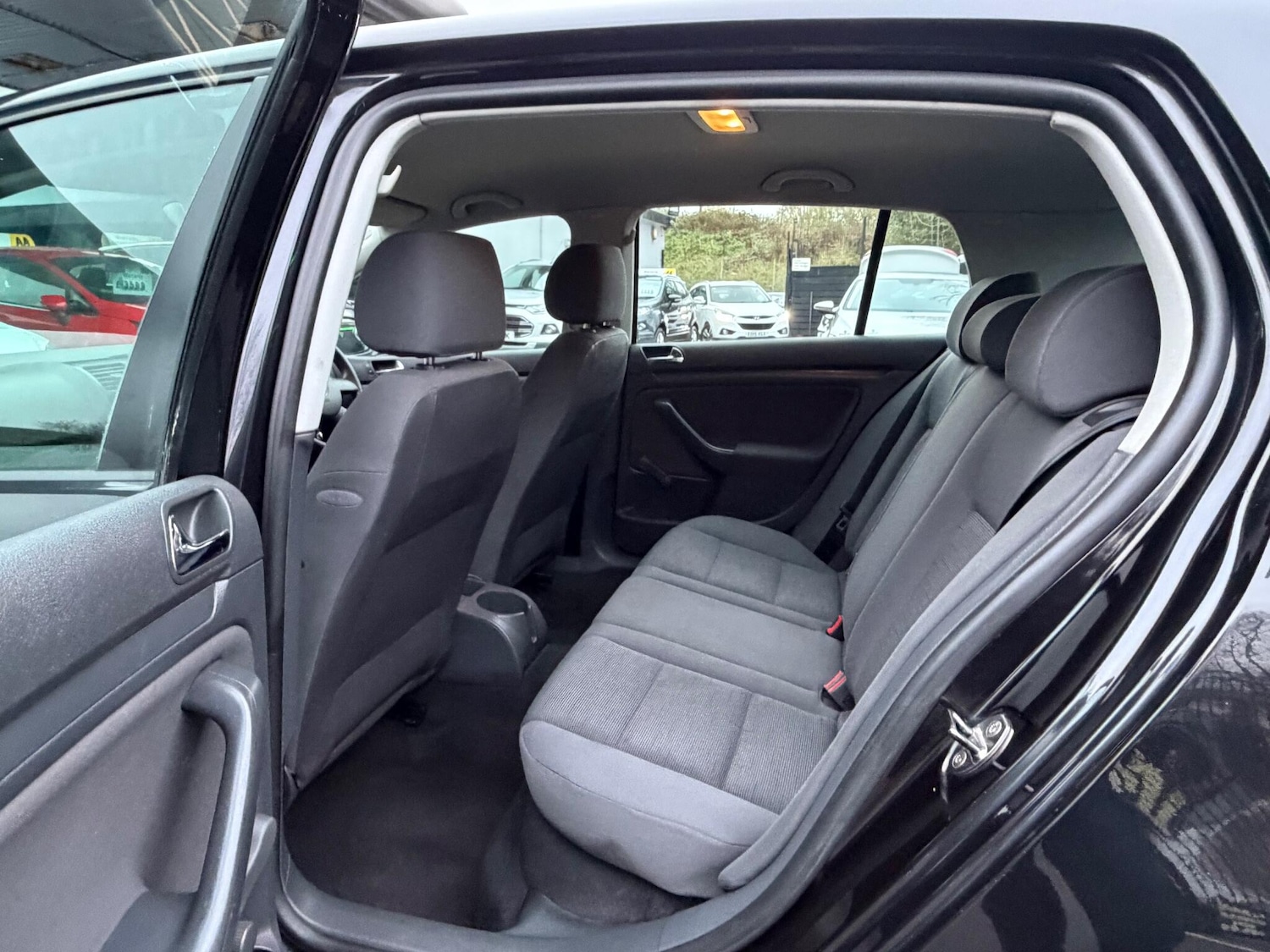 Used Volkswagen Golf 2004 for sale - 76714264: Photo 17