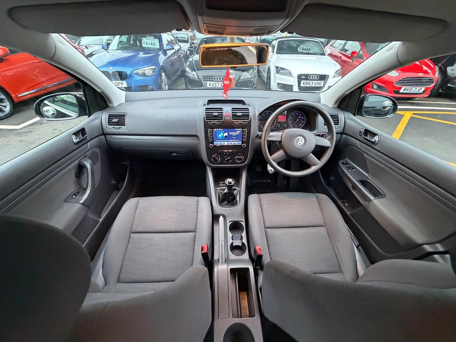 Used Volkswagen Golf 2004 for sale - 76714264: Photo 4