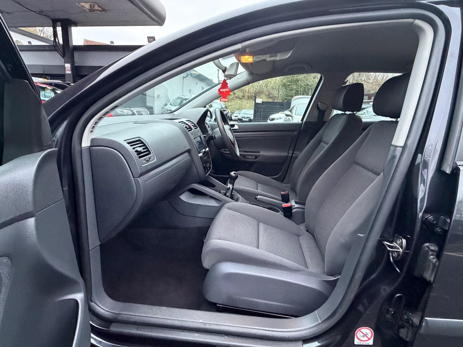 Used Volkswagen Golf 2004 for sale - 76714264: Photo 55