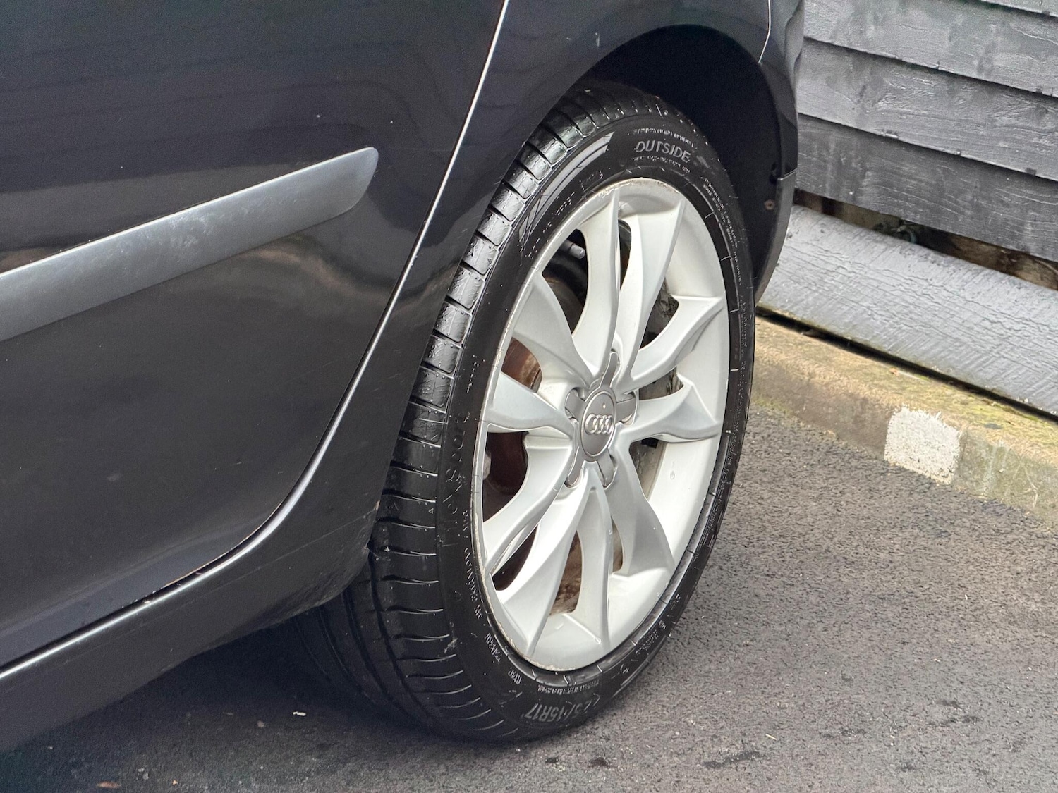 Used Volkswagen Golf 2004 for sale - 76714264: Photo 69