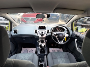 Used Ford Fiesta 2010 for sale - 78923021: Photo