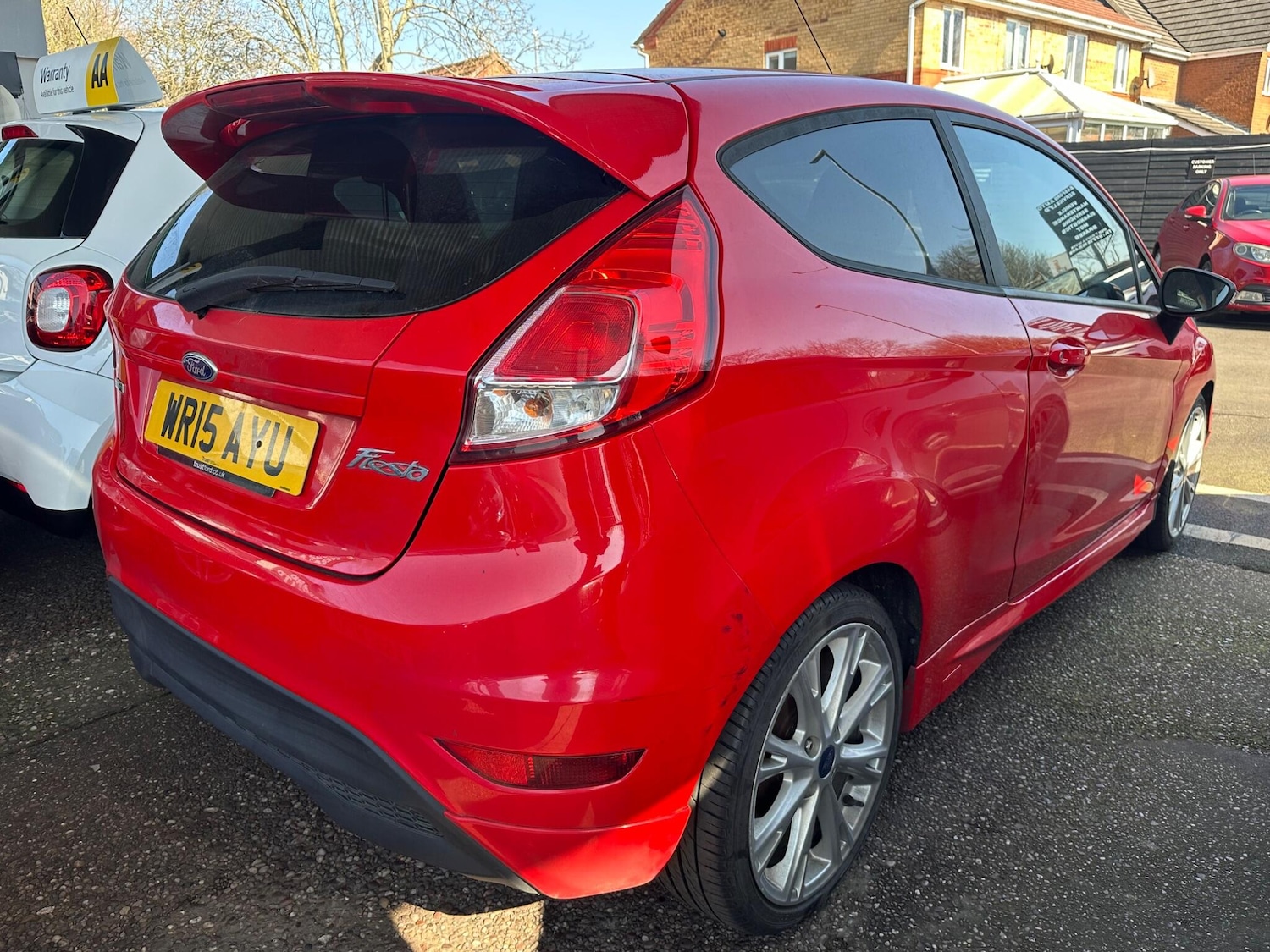 Used Ford Fiesta 2015 for sale - 77957744: Photo 2