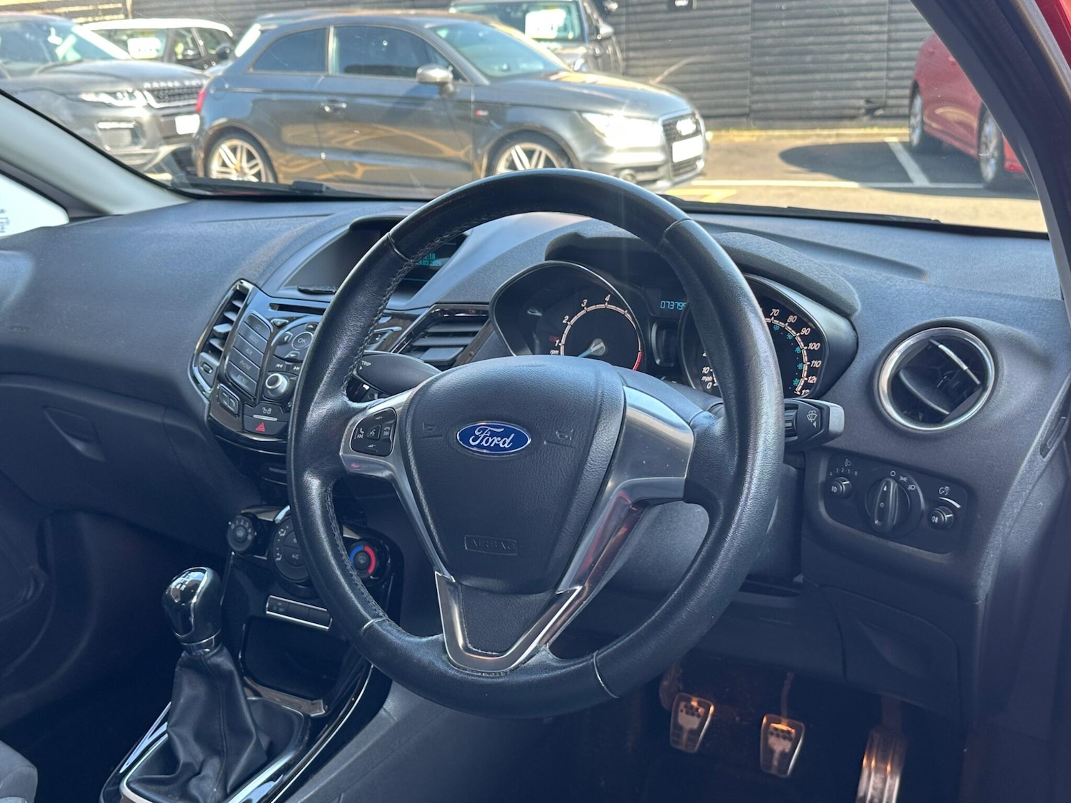 Used Ford Fiesta 2015 for sale - 77957744: Photo 7