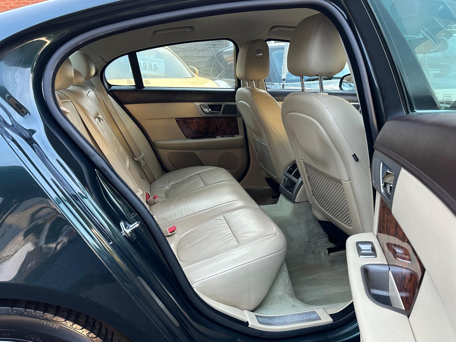 Used Jaguar XF 2010 for sale - 76337459: Photo 20