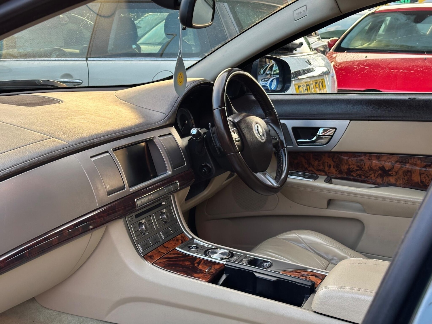 Used Jaguar XF 2010 for sale - 76337459: Photo 22