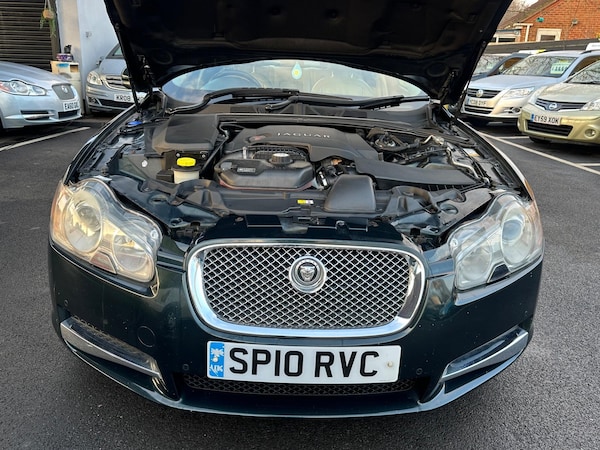 Used Jaguar XF 2010 for sale - 76337459: Photo 25