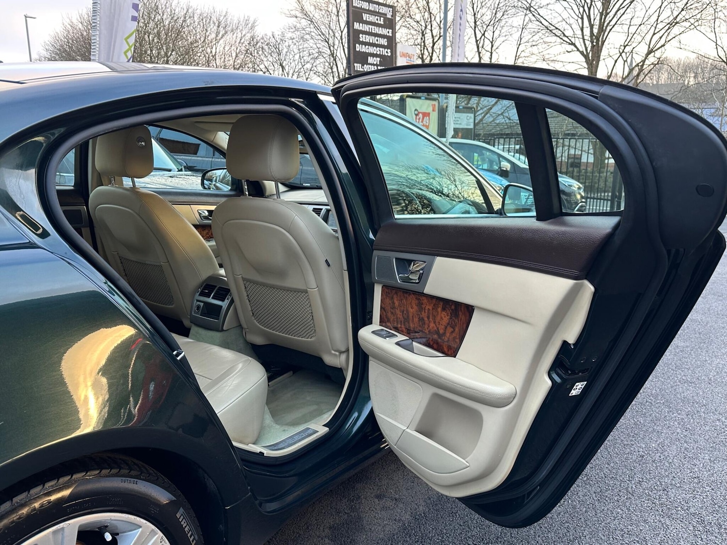 Used Jaguar XF 2010 for sale - 76337459: Photo 45