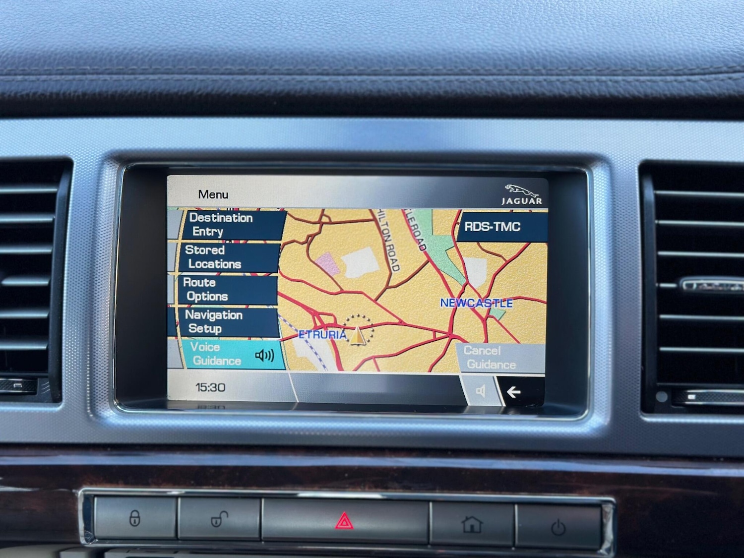 Used Jaguar XF 2010 for sale - 76337459: Photo 55