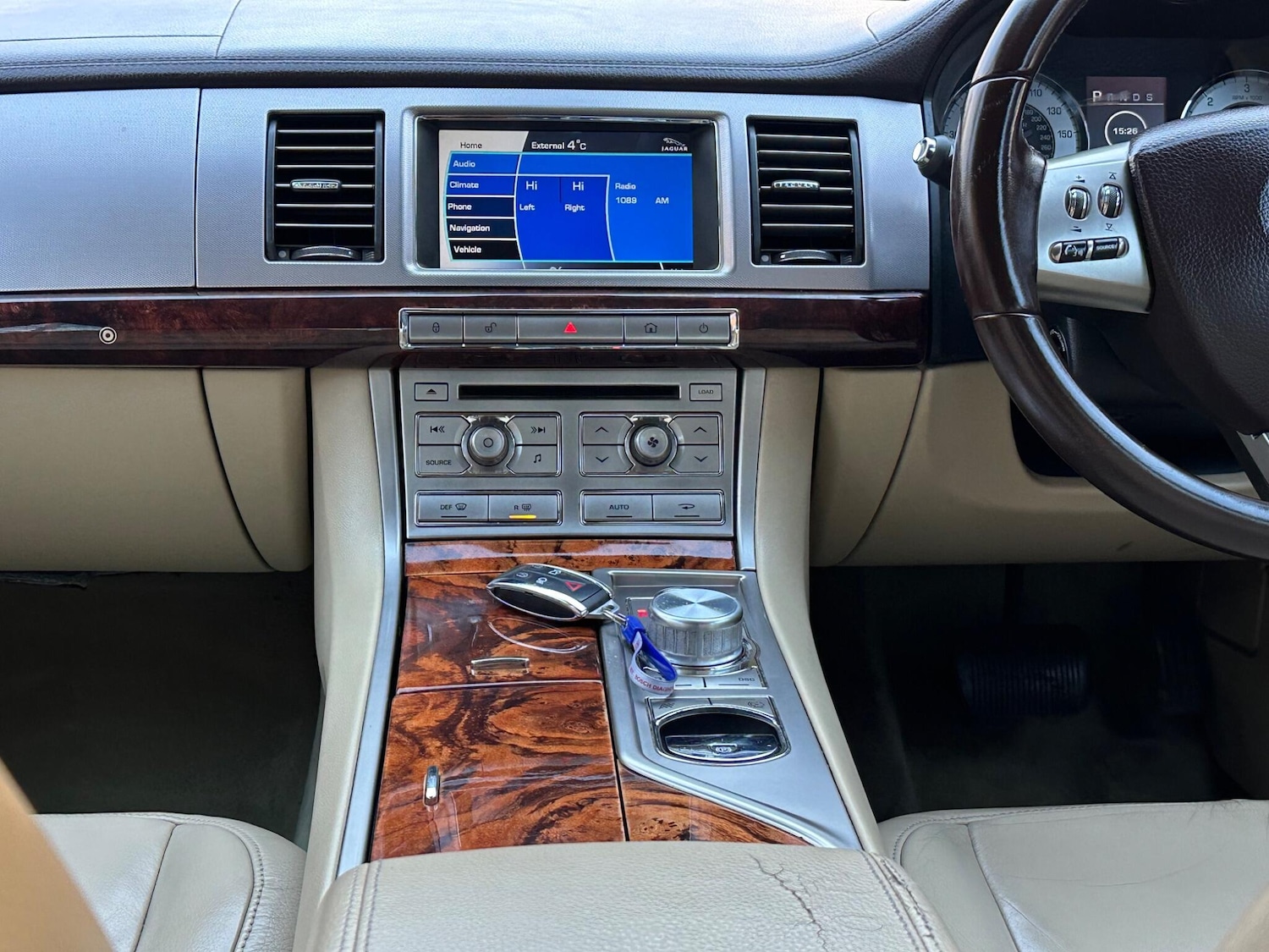 Used Jaguar XF 2010 for sale - 76337459: Photo 58