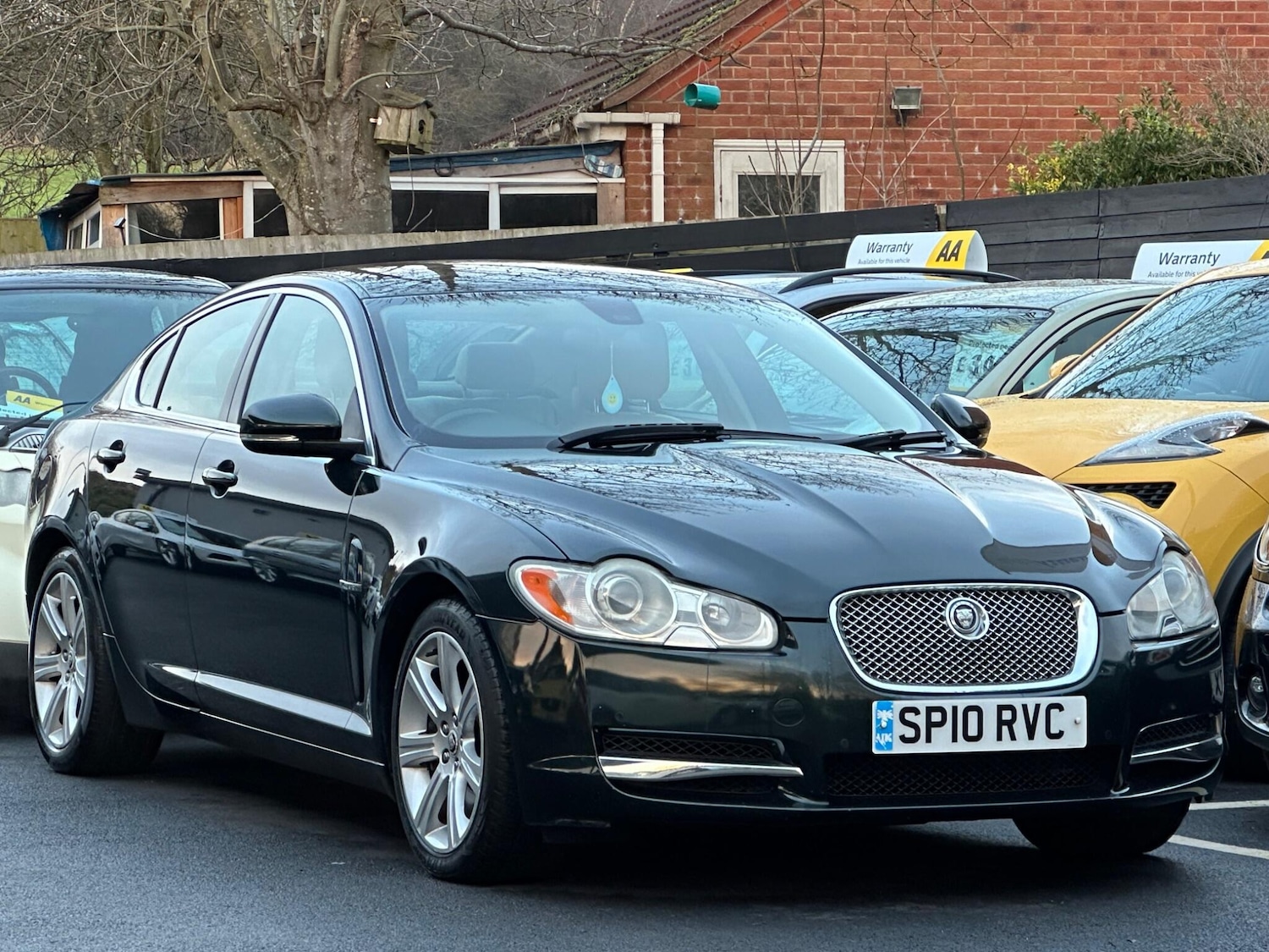 Used Jaguar XF 2010 for sale - 76337459: Photo 8
