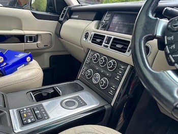 Used Land Rover Range Rover 2011 for sale - 78601821: Photo