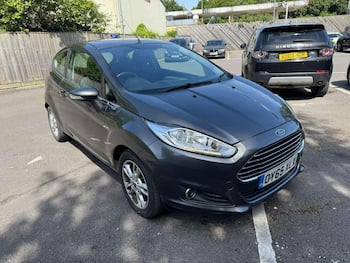 Used Ford Fiesta 2015 for sale - 79740960: Photo
