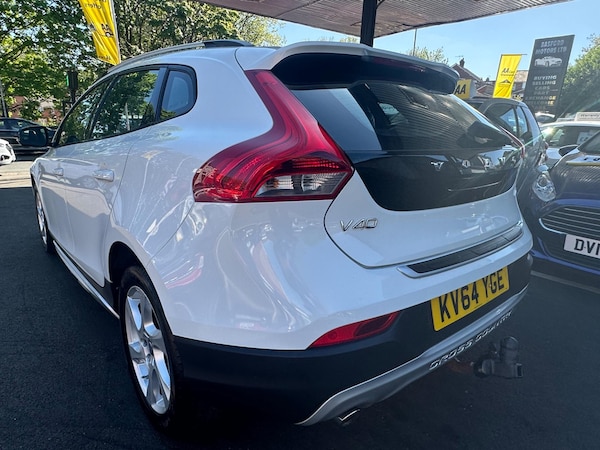 Used Volvo V40 2014 for sale - 76238743: Photo 37