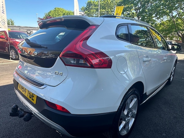 Used Volvo V40 2014 for sale - 76238743: Photo 38