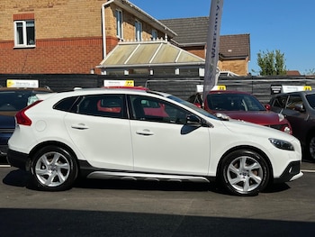 Used Volvo V40 2014 for sale - 76238743: Photo 3
