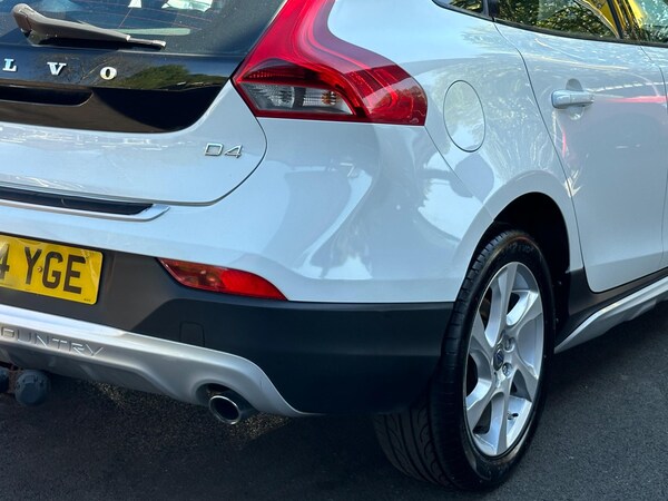 Used Volvo V40 2014 for sale - 76238743: Photo 69