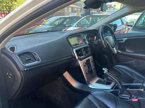 Used Volvo V40 2014 for sale - 76238743: Photo 78