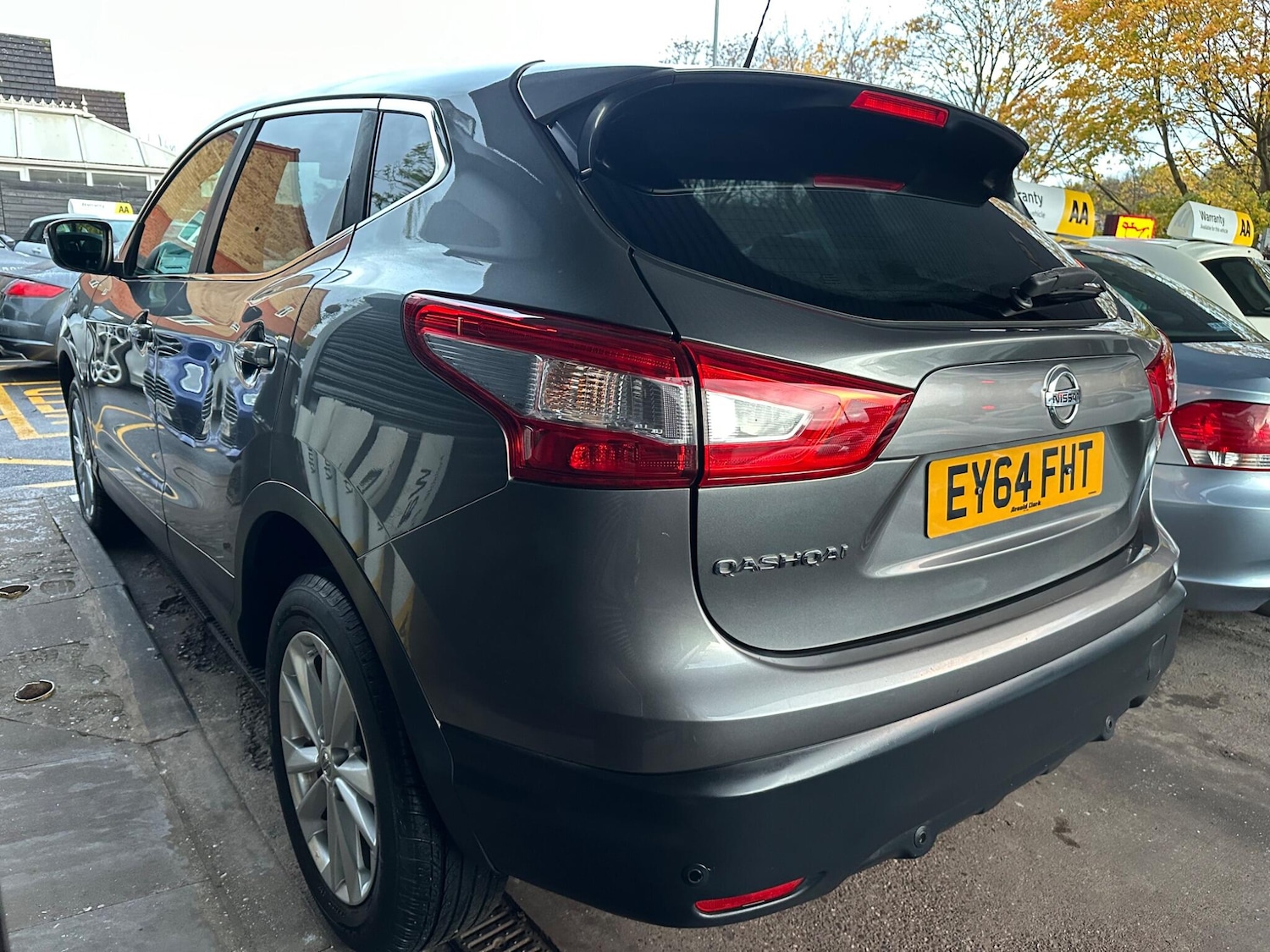Used Nissan Qashqai 2014 for sale - 76360763: Photo 2