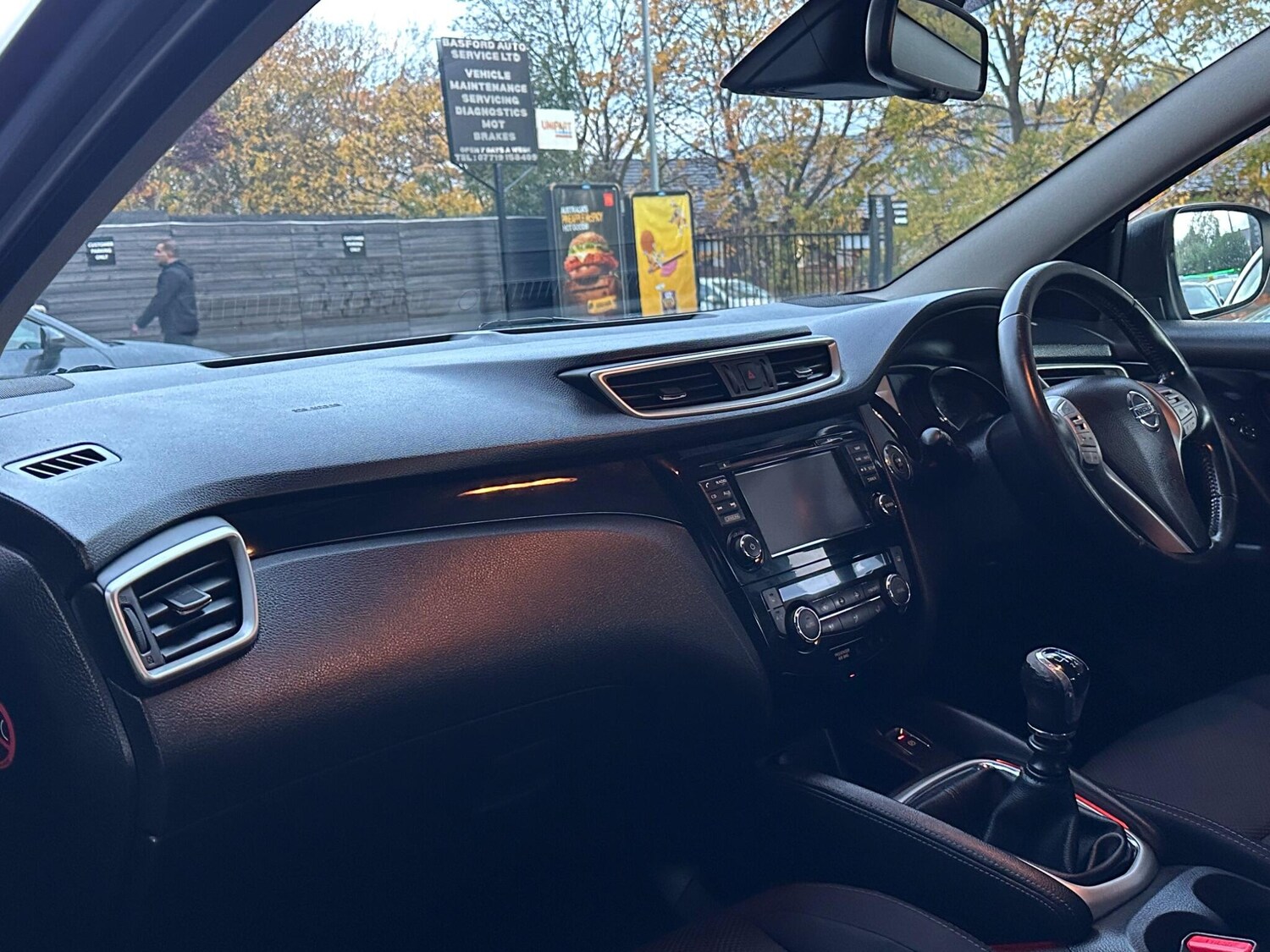 Used Nissan Qashqai 2014 for sale - 76360763: Photo 5