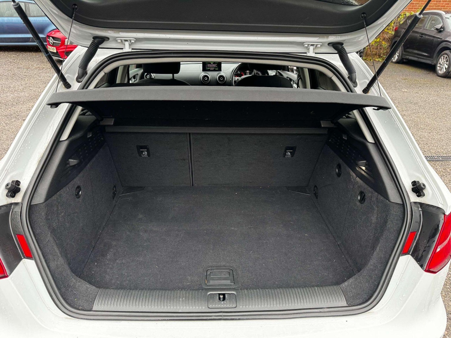 Used Audi A3 2013 for sale - 76976549: Photo 5