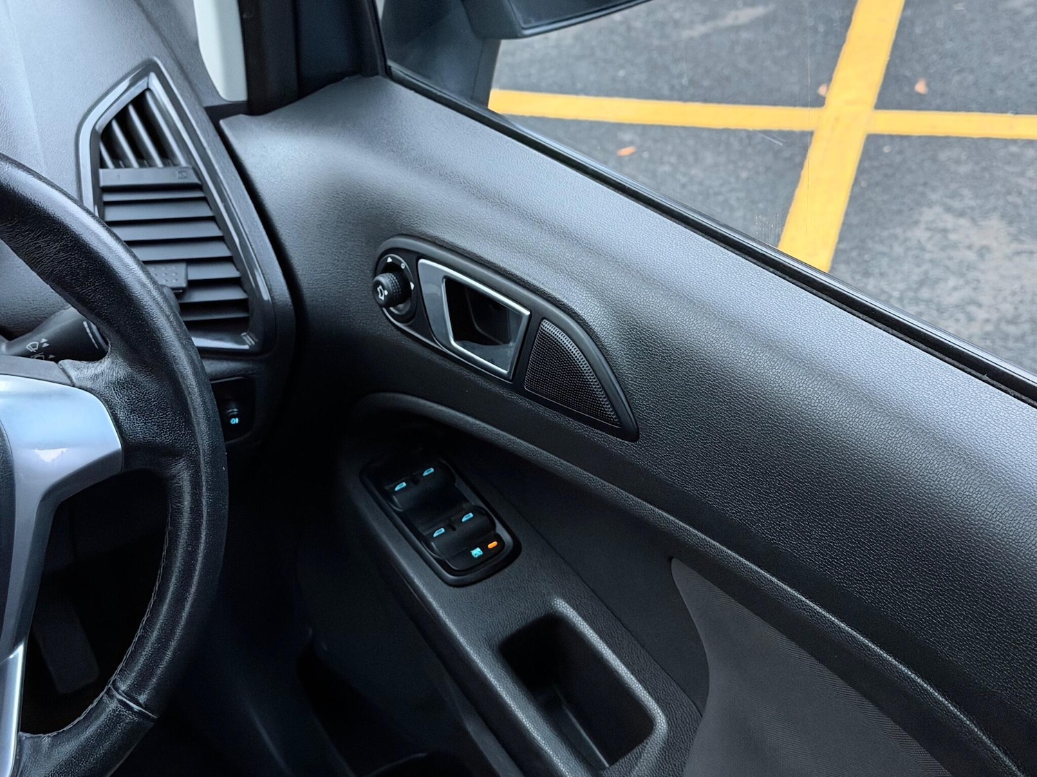 Used Ford Ecosport 2014 for sale - 76996345: Photo 27