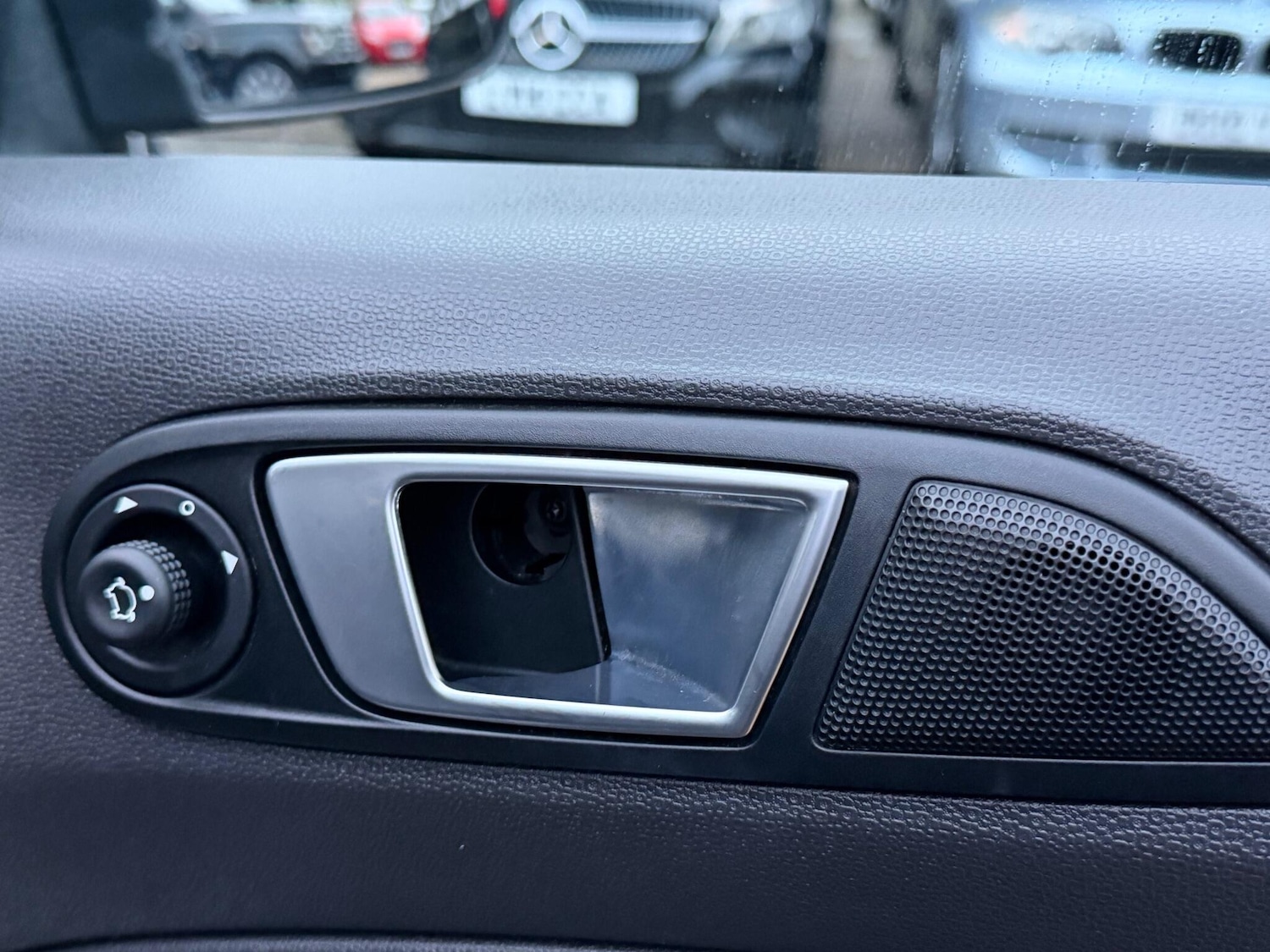 Used Ford Ecosport 2014 for sale - 76996345: Photo 28