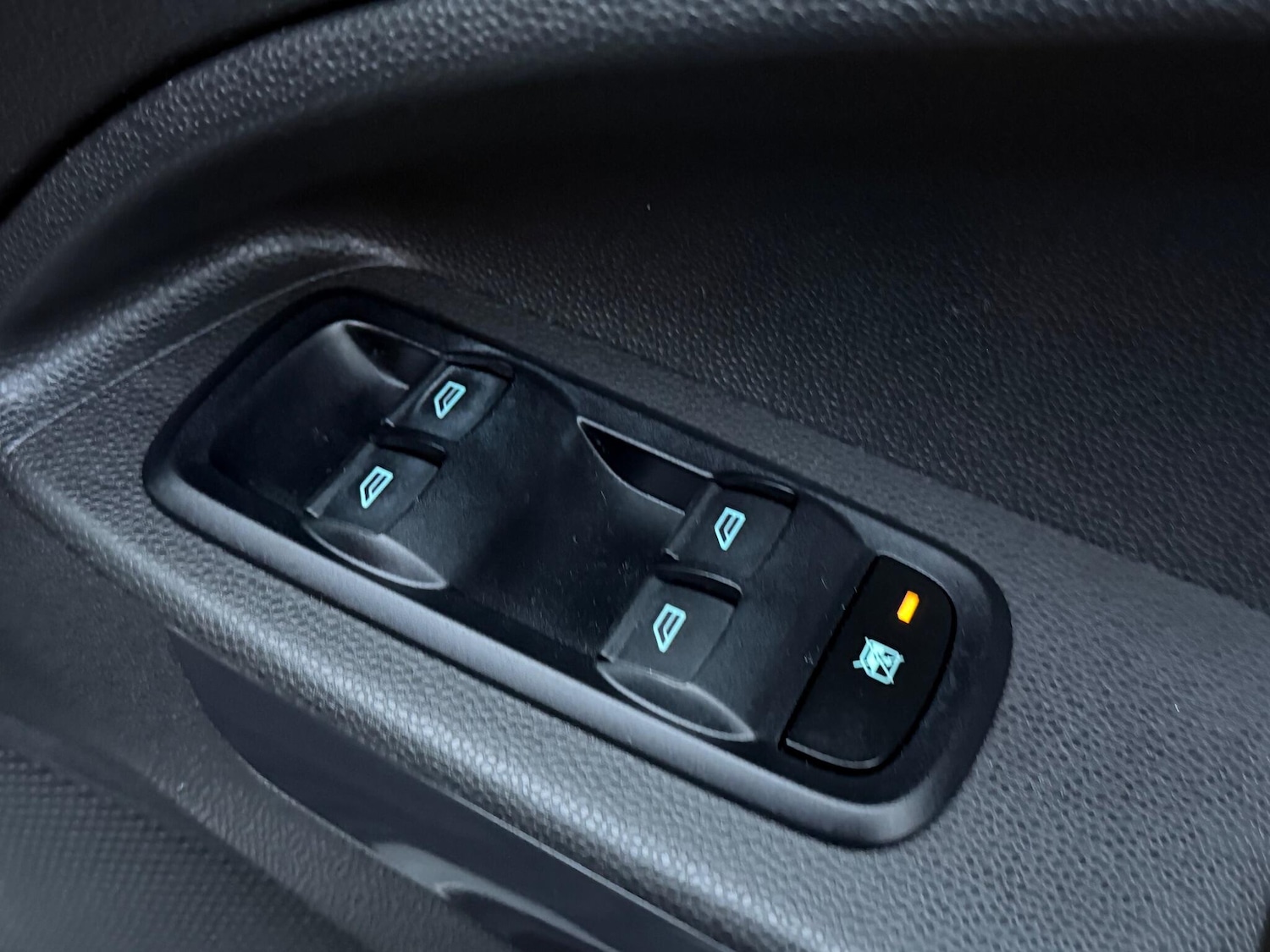 Used Ford Ecosport 2014 for sale - 76996345: Photo 30