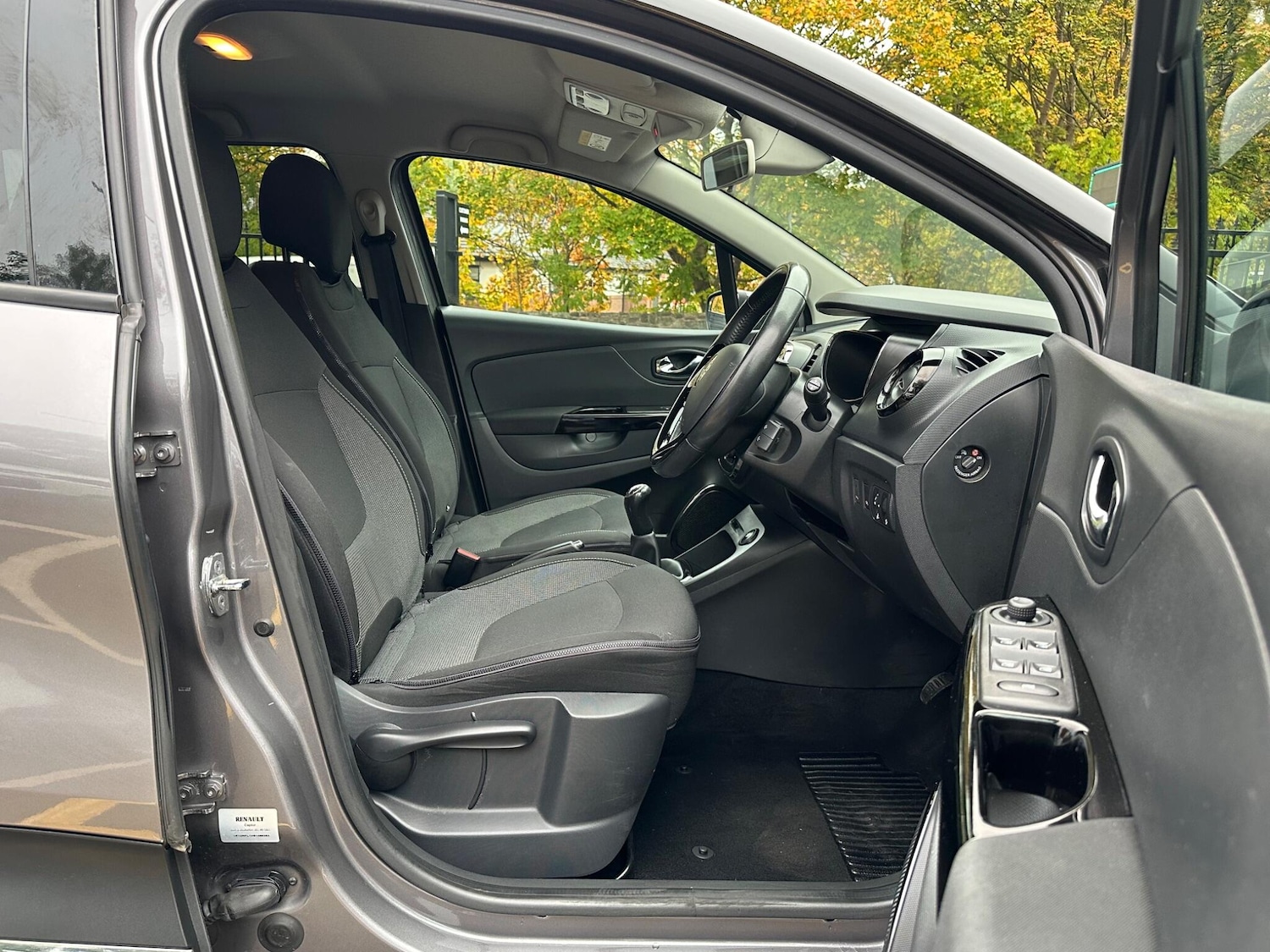 Used Renault Captur 2014 for sale - 76199785: Photo 15