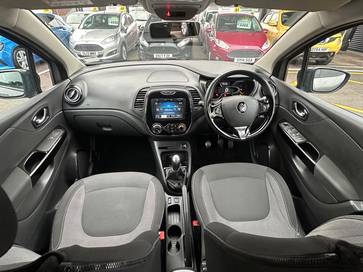 Used Renault Captur 2014 for sale - 76199785: Photo 27